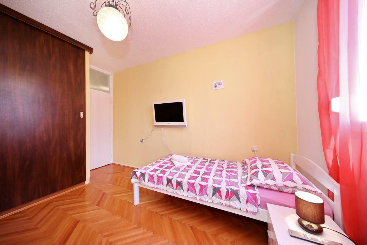 Apartman Lana In City Centre With Garage Zadar Exteriér fotografie