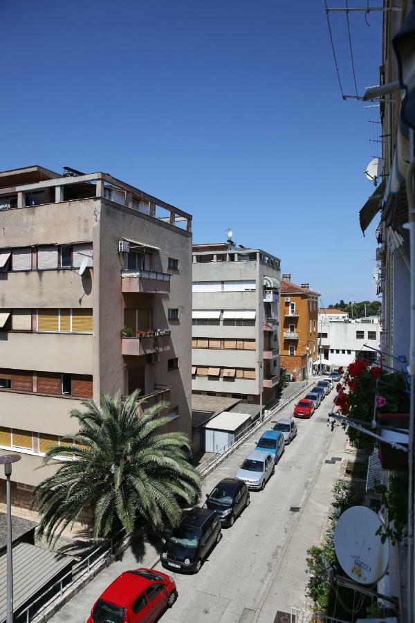 Apartman Lana In City Centre With Garage Zadar Exteriér fotografie