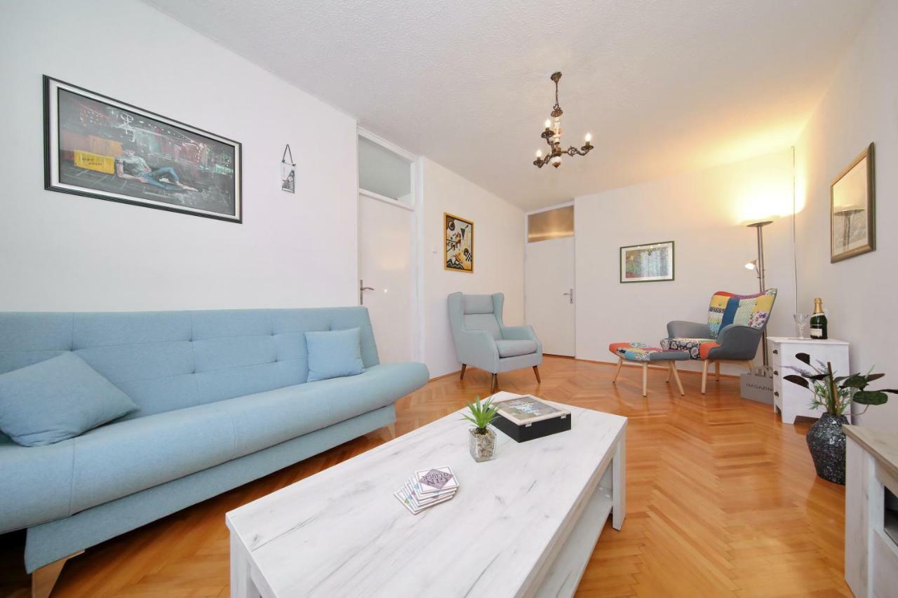 Apartman Lana In City Centre With Garage Zadar Exteriér fotografie